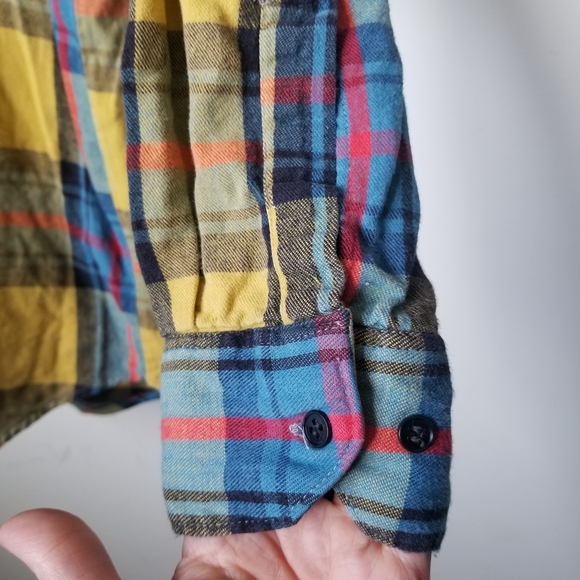 Vintage Sears men's plaid flannel button down top - Picture 9 of 10
